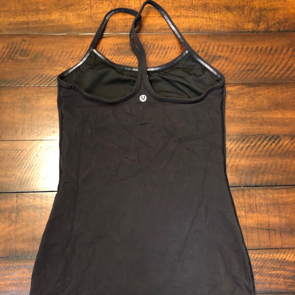 Lululemon power Y black size 4 tank